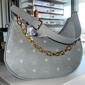 NWT!! MCM Aren Crescent MCM Hobo in Visetos